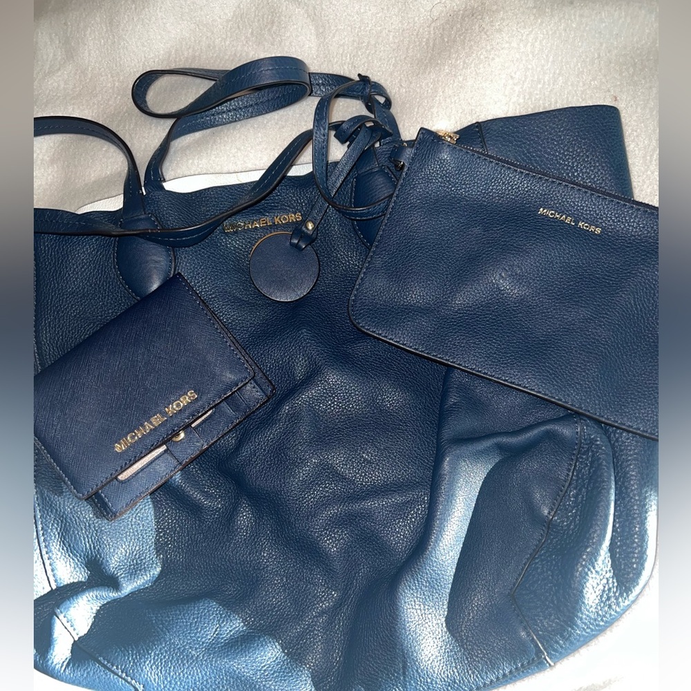 Navy blue leather, Michael Kors tote with matching wristlet